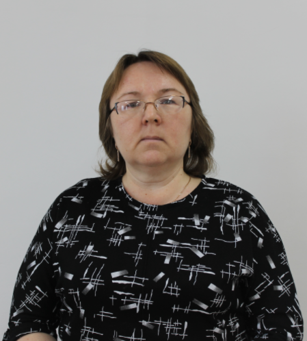 Попова Елена Рудольфовна.